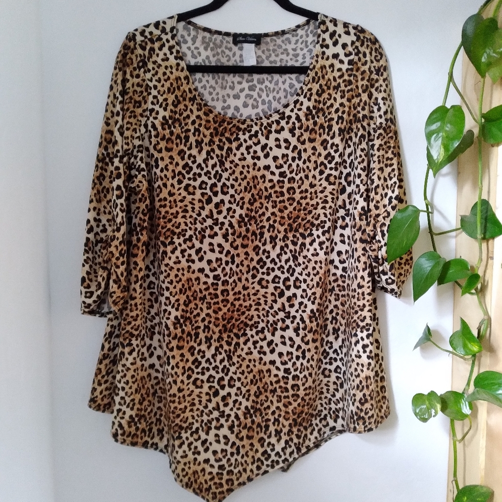 Star Vixen leopard print tunic blouse